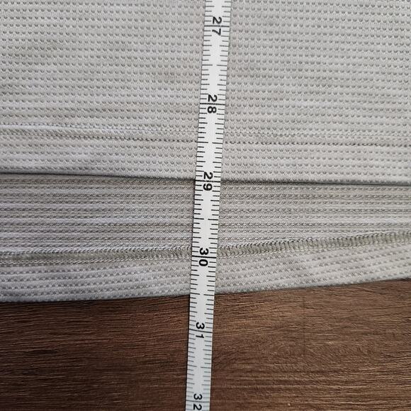 Lululemon‎ T Shirt Grey Activewear Athletic Athlesure Sport - Picture 6 of 6